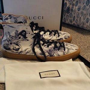 donald duck gucci shoes